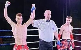 Sportowiec Mateusz Wosiński – dwukrotnym Mistrzem Polski w kickboxingu formuła oriental rules, dwukrotnym Wicemistrzem Polski w muay thai IFMA oraz zdobywcą Pucharu Polski w muay thai