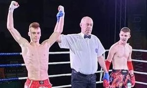 zdjecie na stronie o tytule: Sportowiec Mateusz Wosiński – dwukrotnym Mistrzem Polski w kickboxingu formuła oriental rules, dwukrotnym Wicemistrzem Polski w muay thai IFMA oraz zdobywcą Pucharu Polski w muay thai