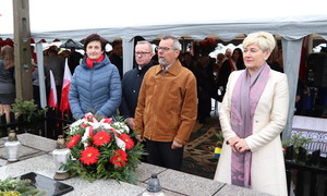 zdjecie na stronie o tytule: Uroczystość Patriotyczna w Naramowie 28.04.2018